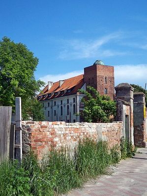 Już niedługo...
Już niedługo ten widok Małachowianki zostanie zasłonięty przez rozbudowujące się Sanktuarium Miłosierdzia Bożego.
Słowa kluczowe: małachowianka