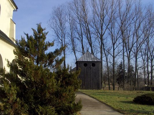 Zagroba
Drewniana dzwonnica z XIX w.
Słowa kluczowe: Zagroba