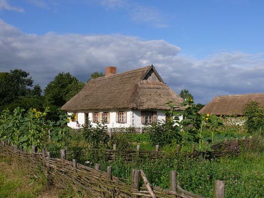 Zagroda młynarza.
Sierpc. Muzeum wsi mazowieckiej.
Słowa kluczowe: Sierpc, skansen