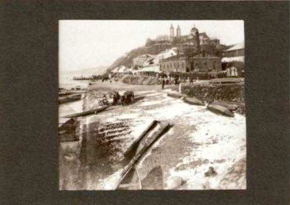 Widok od Wisły
~1915r
Słowa kluczowe: widok od Wisły