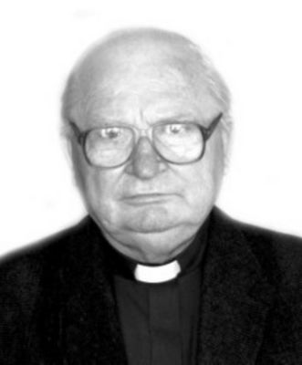 ksiądz Stanisław Koronkiewicz
1977-1986  Płocki ekonom (do 1980 r.), dyrektor wspólnoty i proboszcz kościoła św. Stanisława Kostki.
Inicjator budowy nowego kościoła "Stanisławówka"
Uroczystości pogrzebowe odbędą się w sobotę, 6 czerwca 2009 r. o godz. 12.00 w Suwałkach (parafia p.w. M.B. Miłosierdzia). 
Słowa kluczowe: Stanisław Koronkiewicz Stanisławówka