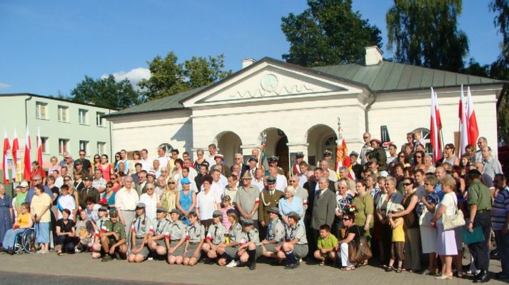 Płock Powstańcom Warszawy 1944
1 sierpnia 2009 - wspólne zdjęcie Płocczan 
Słowa kluczowe: Powstańcom Warszawy 