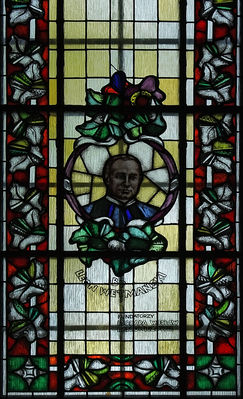 Bp Leon Wetmański
Rzymsko-Katolicka Parafia pw. MB Częstochowskiej w Soczewce
