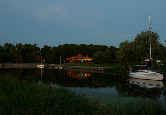 Port jachtowy w Duninowie
o świcie
