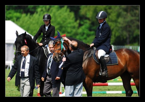 Zawody Ogólnopolskie Oficjalne w Skokach przez Przeszkody,  Łąck 25.05 - 27.05 2007r
wręczenie medali

