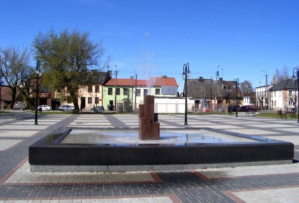 Drobin
Fontanna na rynku.
Słowa kluczowe: Drobin fontanna