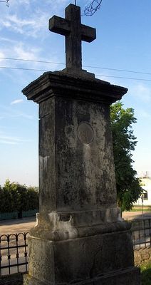 Miszewo Murowane
Krzyż przy kościele.
Słowa kluczowe: Miszewo