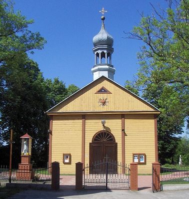 Święcieniec
Parafia św. Wincentego i Atanazego sięga czasów biskupa Jakuba z Korzkwi (p.XIVw.), obecny kościół w swej pierwotnej formie został zbudowany przed 1724 rokiem.
Słowa kluczowe: Święcieniec