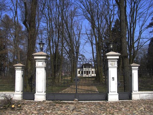 Dwór w Pepłowie
Słowa kluczowe: Pepłowo dwór