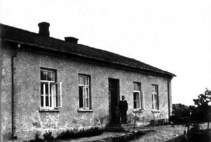 przedwojenny budynek szkoły w Nowym Boryszewie
***
Słowa kluczowe: szkoła Nowe Boryszewo