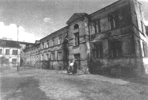 Klasztor w Płocku. Tutaj św. Faustyna miała pierwsze objawienie.
zdjęcie z roku   ?
