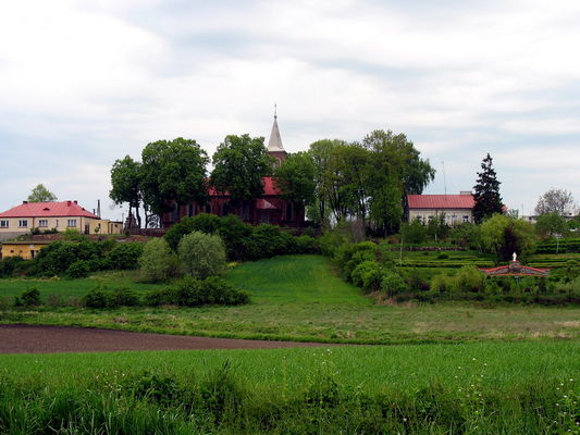 Kościół pod wezwaniem św. Anny w  Białej Starej
Parafia Świętej Jadwigi Śląskiej w Białej Starej

