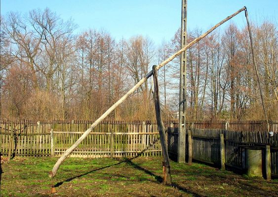 ostatni żuraw przy studni
Dobrzyków
