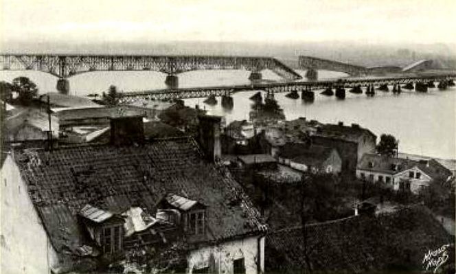 płockie mosty
na zdjęciu z niemieckiej strony aukcyjnej w Internecie
