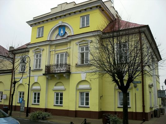 ratusz
Gąbin
Słowa kluczowe: ratusz Gąbin