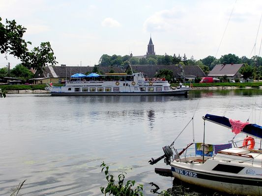 "Rusałka" wchodzi do portu
Nowy Duninów
Słowa kluczowe: Rusałka Nowy Duninów