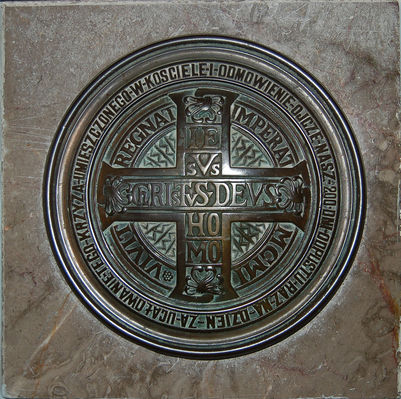 Krzyż w Kosciele - Bodzanow
Za ucałowanie tego Krzyża Umieszczonego w Kościele i Odmówienie Ojcze Nasz 200 Dni Odpustu Raz Na Dzień 
