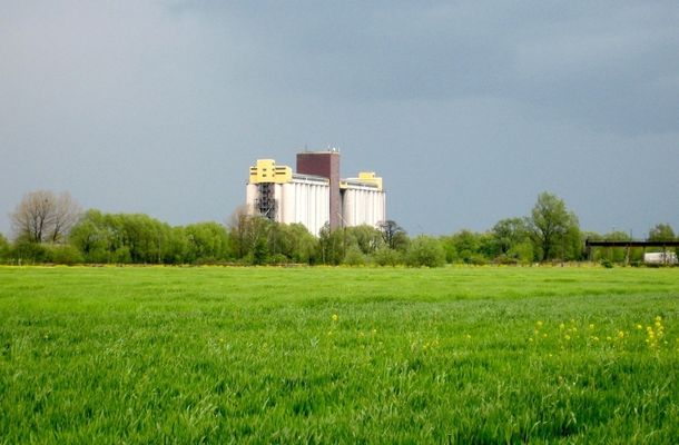 Elewator zbożowy w Nowych Proboszczewicach
