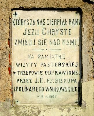 Napis na Tablicy figurki pamiątkowej w Trzepowie
