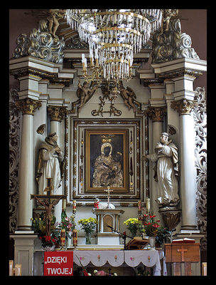 Ołtarz główny w stylu barokowym z cennym obrazem Matki Boskiej Siecieńskiej kościoła pw. św. Józefa
Siecień
Słowa kluczowe: Siecień