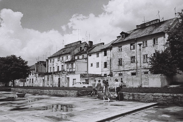 plac 13 straconych - 1984 r.
Słowa kluczowe: starówka płock 1984